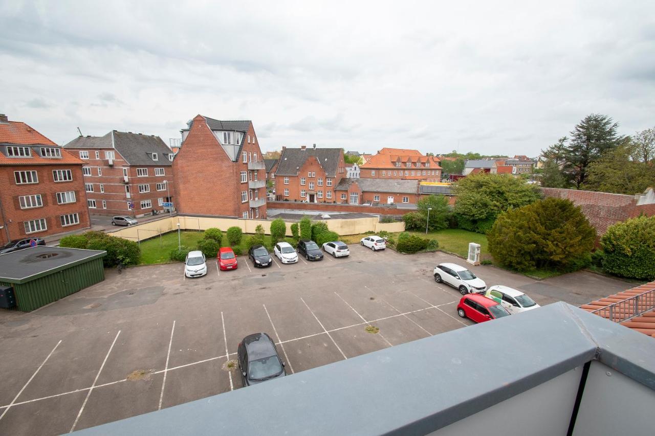 Stylish Two Floor Deluxe Apartment - 2 Bedroom Sønderborg Kültér fotó